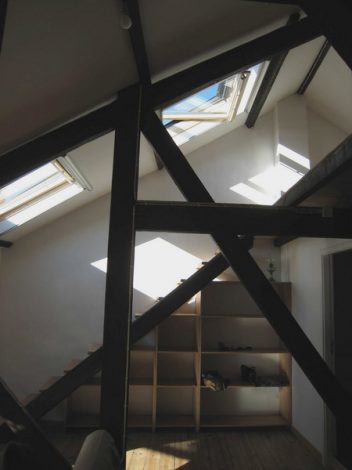 Attic in house in Escalhão