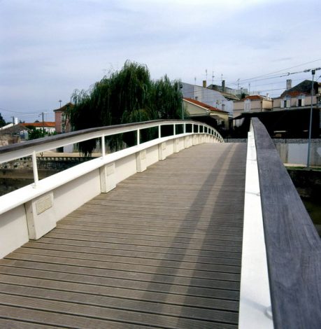 Ponte pedestre sobre o  Rio Arunca - Pombal