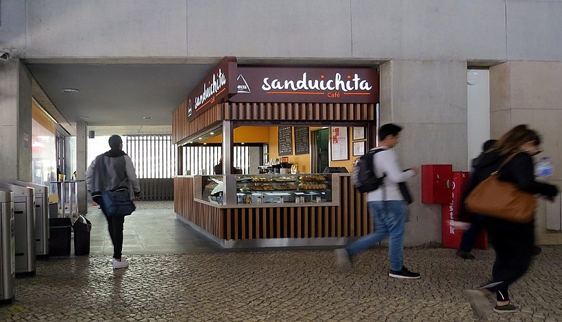 Quiosque Sanduichita Café, Estação do Cais do Sodré Lisboa