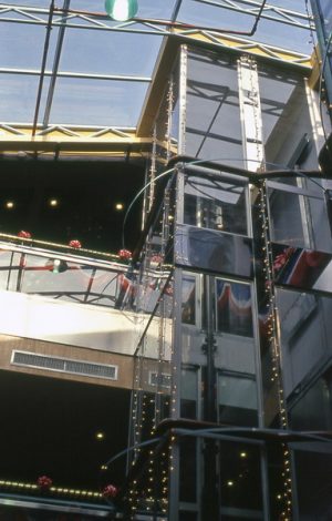 Commercial Centre at Largo do Senado 11