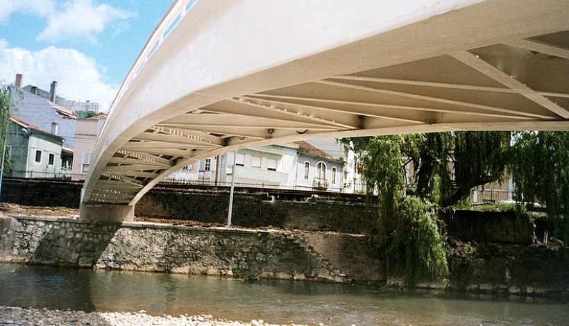 Ponte pedestre sobre o  Rio Arunca - Pombal