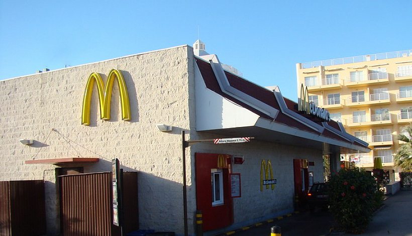 McDonald`s Drive-in