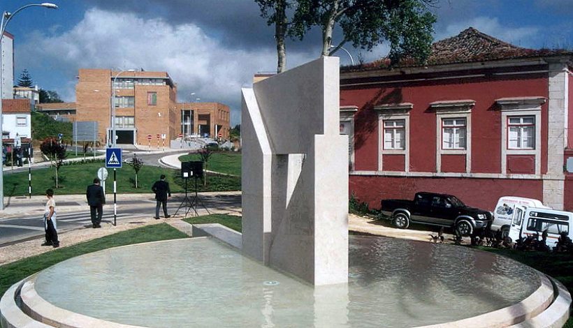 Monumento ao Poder Local Democrático