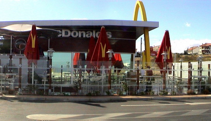 McDonald`s Drive-in