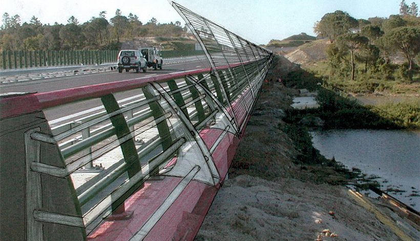 Guarda-corpos do Viaduto sobre o Ribeira da Califórnia na A13