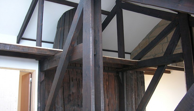 Attic in house in Escalhão